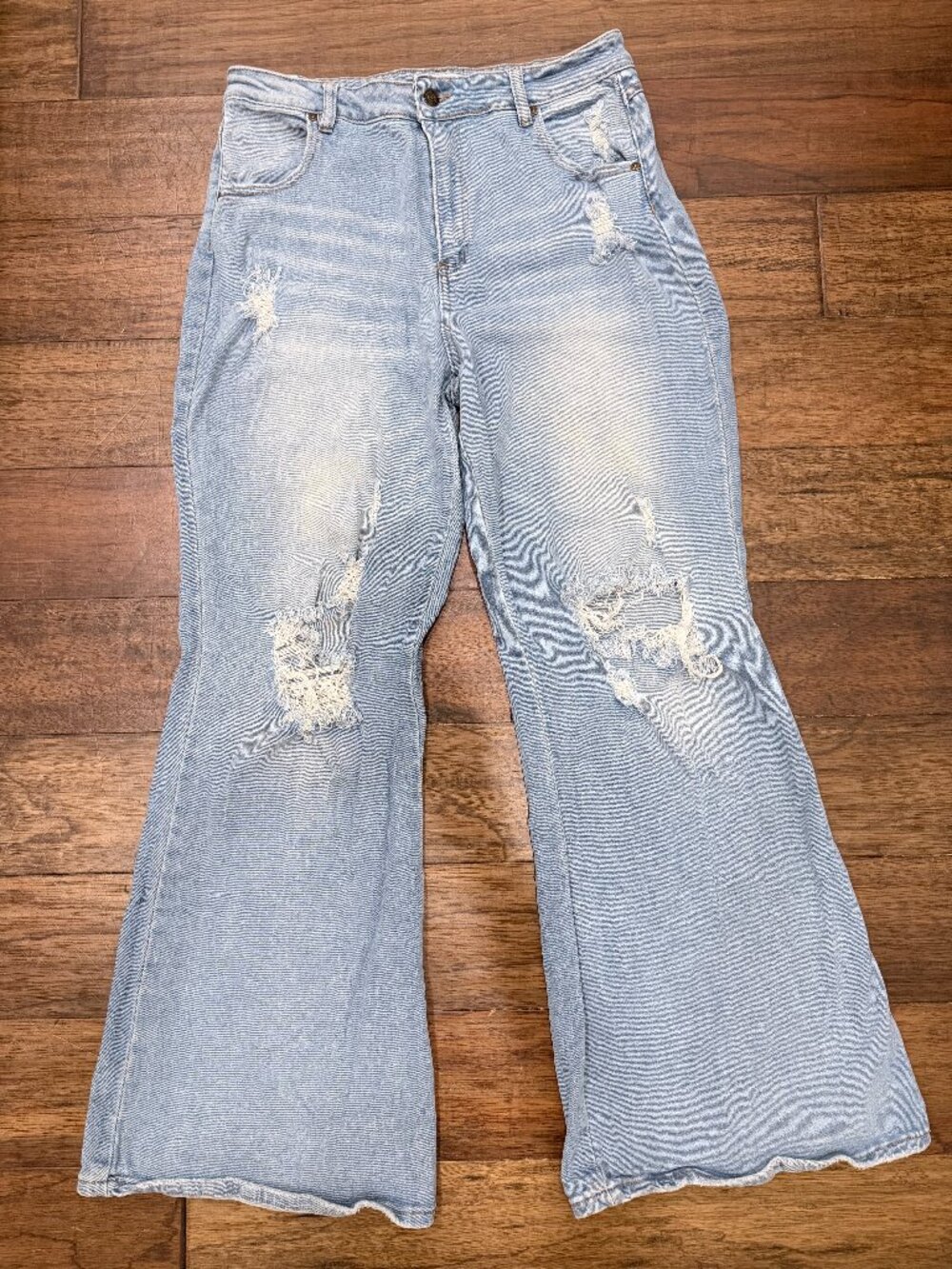 Almost Famous Size 15 Distressed Flare Jeans Light Wash Y2K Bell Bottom